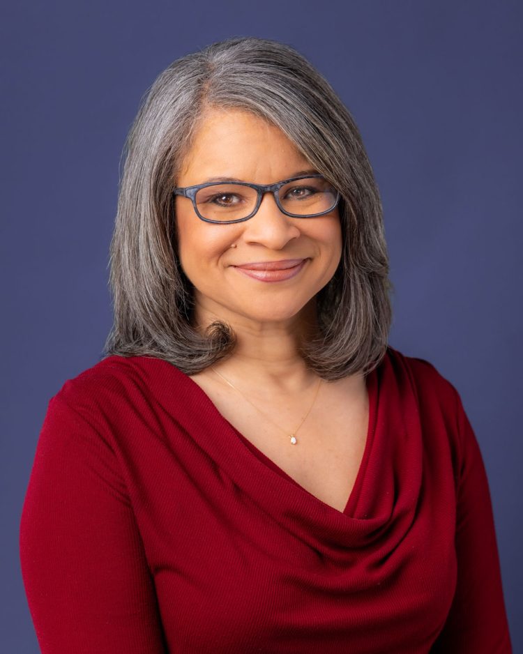 Angela King Headshot